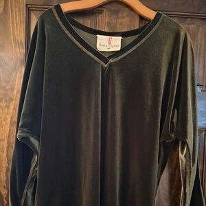 Boho Jane Green Velvet V-Neck Top - Medium